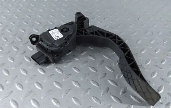 Audi A6 C7 Accelerator throttle pedal 8K1723523A 6PV00950521