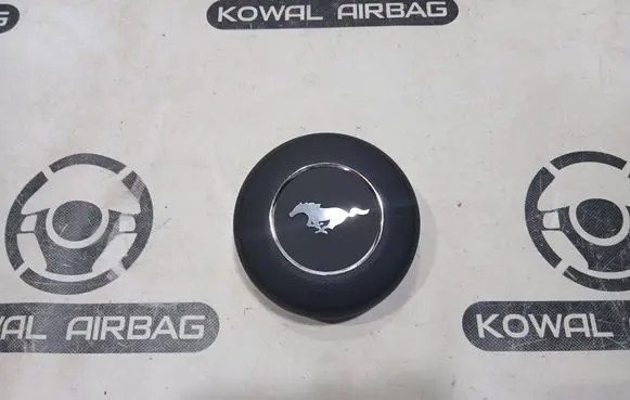 Ford Mustang VI Steering wheel airbag JR33C699D88AB3ZHE
