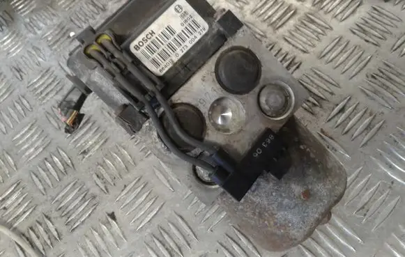 Renault Megane I ABS Pump 0273004279