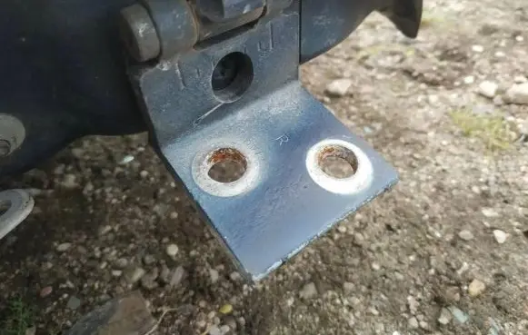 Citroen Xsara Front door upper hinge