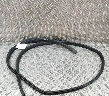 Isuzu D-Max Rubber seal rear door 8982018930
