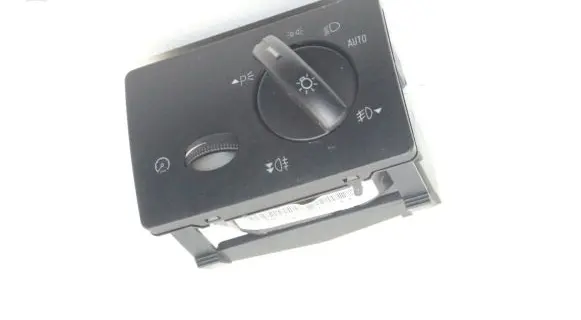 Ford Kuga I Light switch 7M5T13A024KA