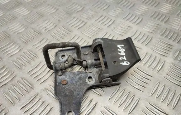 Skoda Octavia Mk3 (5E) Engine bonnet/hood lock/latch loop/hook 5E0823186C