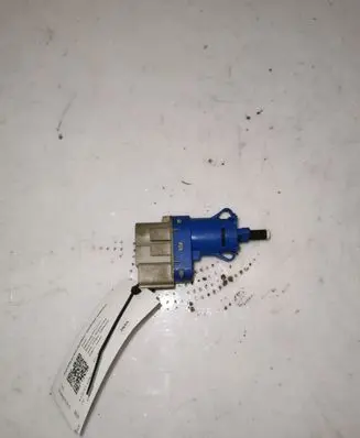 Ford Mustang VI Brake pedal sensor switch 8T4T9G854AA