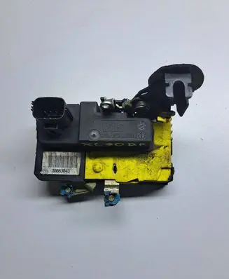 Volvo XC90 Front door lock 30663043