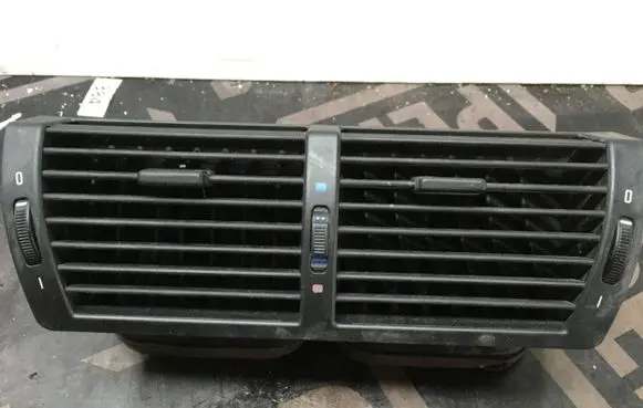 BMW X5 E53 Dash center air vent grill 64228402221