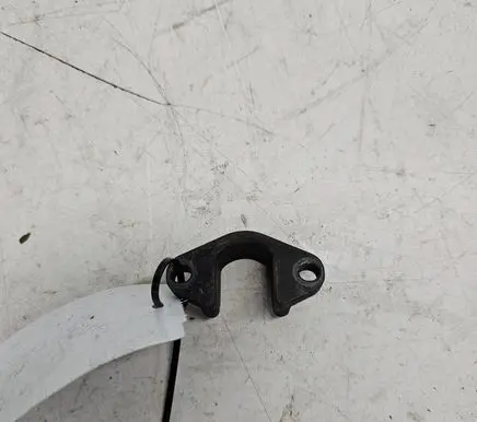 BMW 5 E60 E61 Fuel Injector clamp holder 