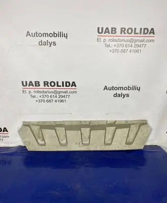 Front bumper lip