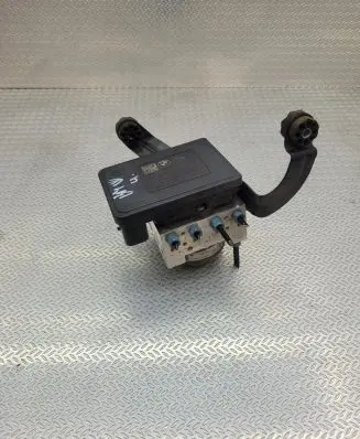 BMW 4 F36 Gran coupe ABS Pump 6875559