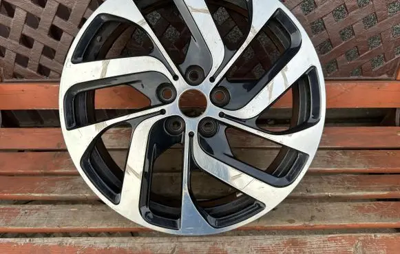 BMW i3 R19 alloy rim 