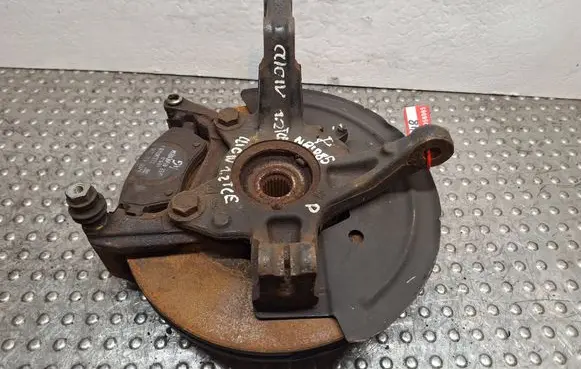 Renault Clio IV Front wheel hub spindle knuckle S25056085 400145894R