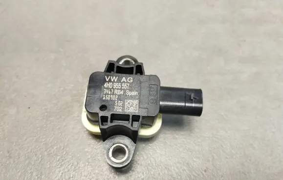 Audi A7 S7 4G Airbag deployment crash/impact sensor 4H0955557