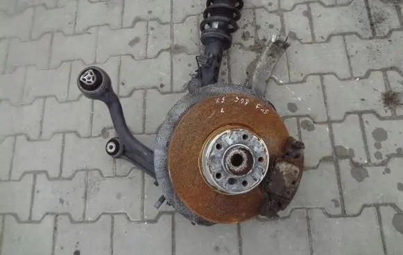 BMW X5 F15 Front wheel hub spindle knuckle