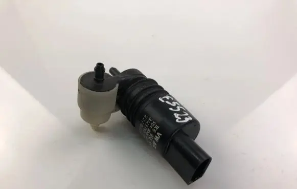 Volkswagen Golf VII Windscreen/windshield washer pump 1K6955651