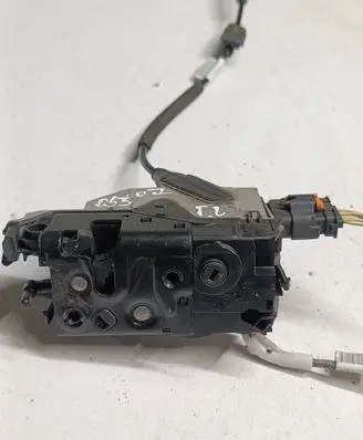 Citroen DS5 Rear door lock 9686919780