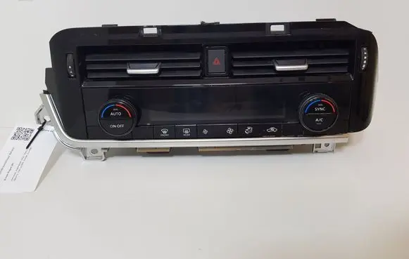 Nissan Rogue Climate control unit 275006RK1B