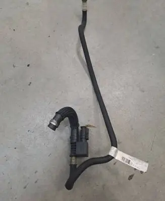 BMW 5 F10 F11 Fuel return line/hose 7802243 PA66GF30 3632610