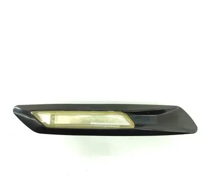 BMW 5 F10 F11 Front fender indicator light 7154168 7154170 01038704