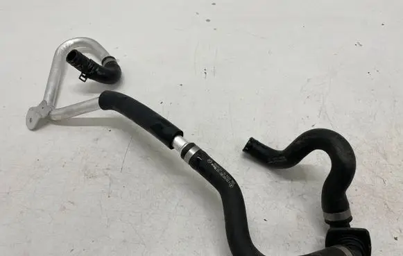 Mercedes-Benz C W205 Engine coolant pipe/hose A2058302802