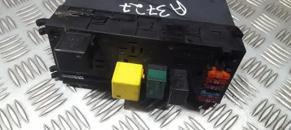 Mercedes-Benz C W202 Fuse box set 0225455332 30872