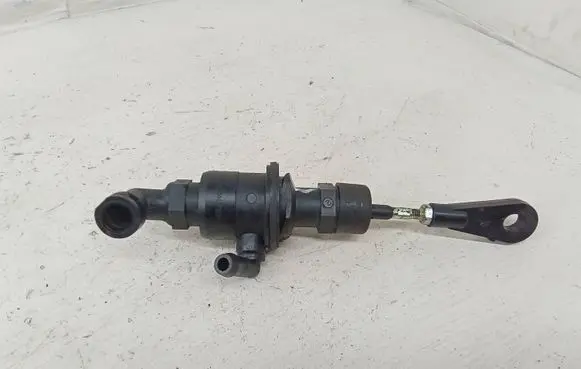 KIA Sportage Clutch master cylinder