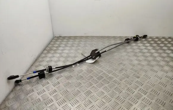 Gear shift cable linkage