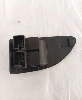 Volkswagen PASSAT B5 Fuel tank opening switch 1J0959833A