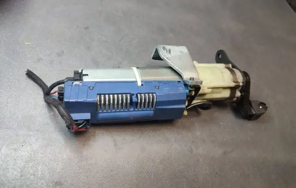 Audi Q7 4L Tailgate/trunk/boot lift motor E5030018