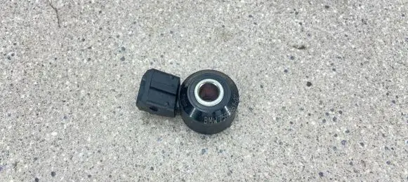 BMW M6 Detonation knock sensor 7598861 13627598861