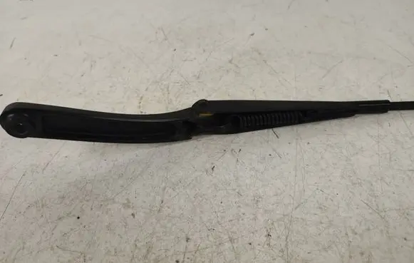 Audi A4 S4 B8 8K Front wiper blade arm 8K1955408