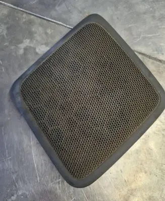 Side speaker trim/cover