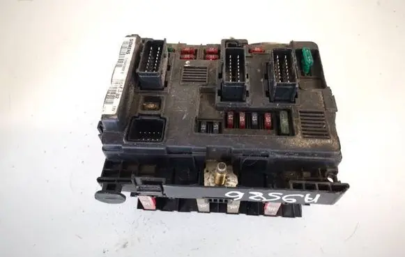 Citroen Berlingo Fuse box set 9643498980 t118470002