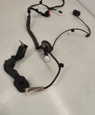 Ford Focus Rear door wiring loom 7M5T14240 A12218735 A12214331