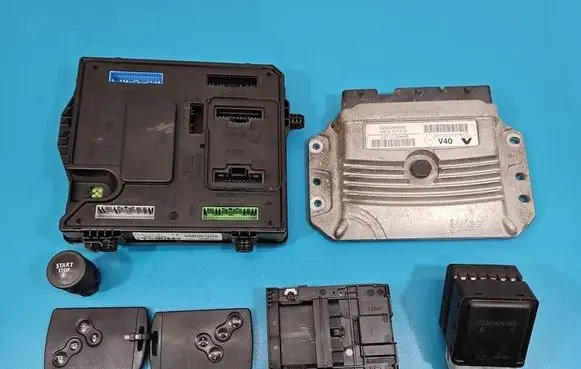 Renault Fluence Engine control unit/module ECU 237100131R IMPRK1581858