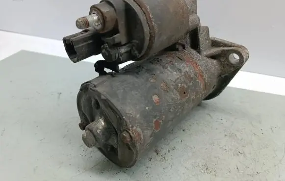 Toyota Corolla E120 E130 Starter motor 281000D030 00107088