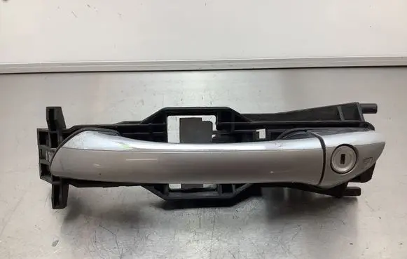 Mercedes-Benz E W211 Front door exterior handle 