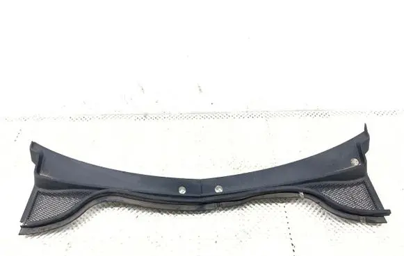 Volkswagen Tiguan Wiper trim 5N1819404