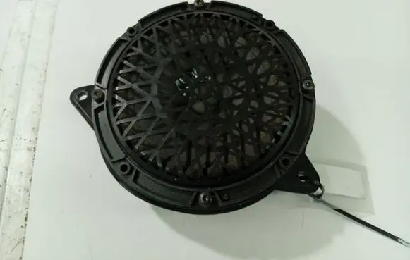 Peugeot 207 Front door speaker 