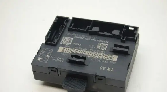 Audi A8 S8 D4 4H Door control unit/module 4H0959792H