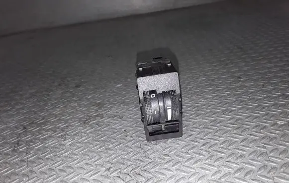 Seat Ibiza II (6k) Headlight level height control switch 6K0919094