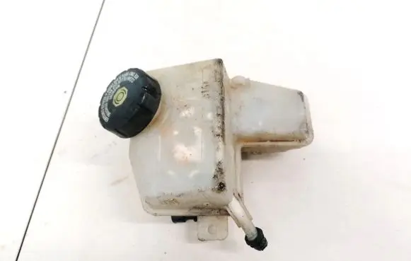 Opel Astra G Brake fluid reservoir 32067277