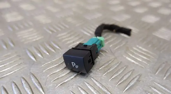 Nissan Leaf II (ZE1) Parking (PDC) sensor switch 
