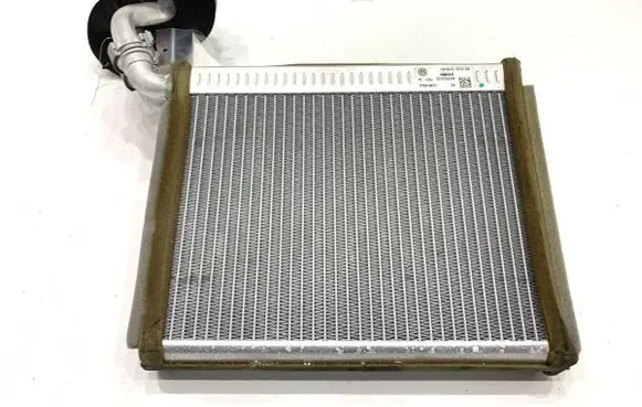Volkswagen Touareg II Heater blower radiator 7P0819031