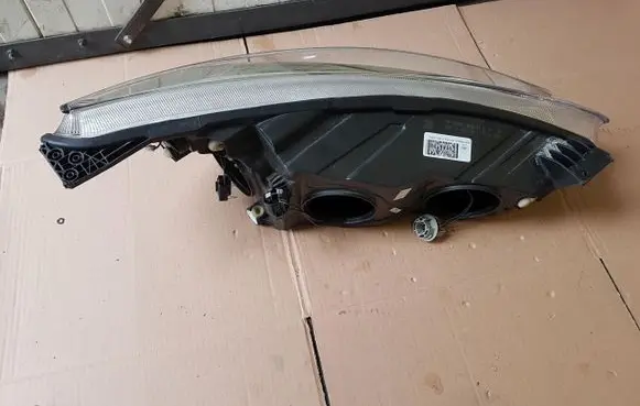 Ford Focus Headlight/headlamp