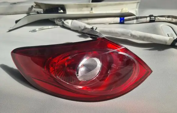 Volkswagen PASSAT CC Rear/tail lights 27099002