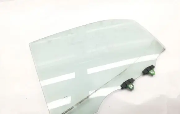 Toyota Yaris XP210 Rear door window glass 