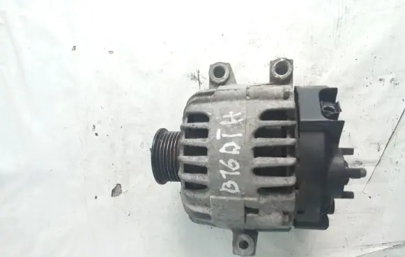 Opel Insignia A Generator/alternator 13586366