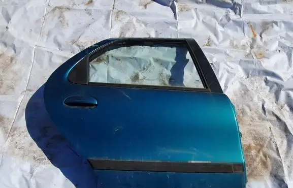 Fiat Palio Rear door
