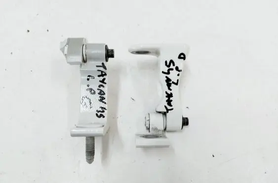 Porsche Taycan 9J1 Front door hinge set 9J1831411