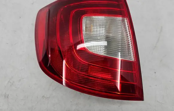 Skoda Superb B6 (3T) Rear/tail lights SPEED3T9945095 3T9945095